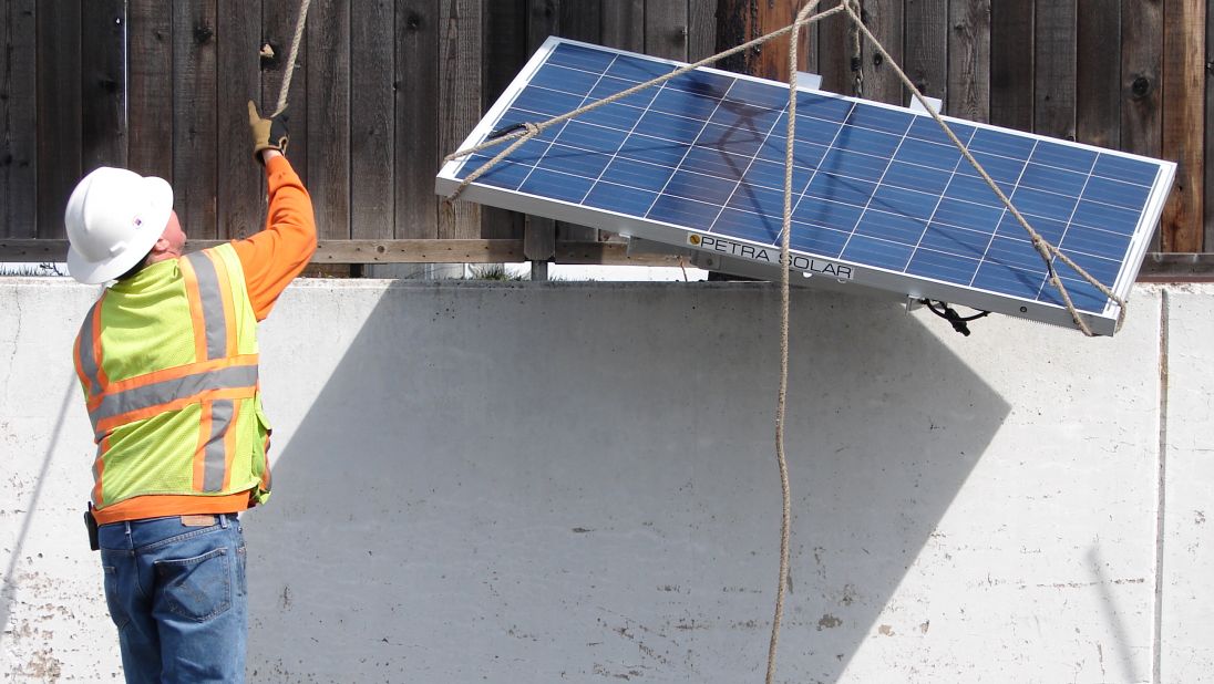 Amidst a Surge in Extreme Weather, Distributed Energy Takes On New Meaning for the US Grid