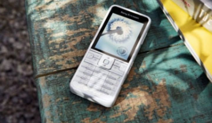 Sony Ericsson Goes Green With Phones, Eliminates Manual
