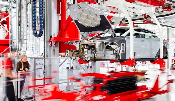 Tesla Giga Factory: $4B to $5B Price Tag, With Battery Production Slated for 2017