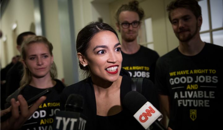 Democrats Propose a ‘Climate Emergency’ Resolution, Calling for ‘Massive-Scale Mobilization’