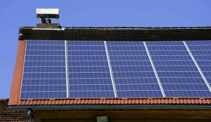 French rooftop solar costs keep falling.