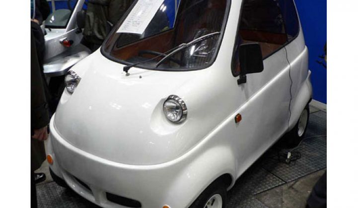 Japanese Mini-Car Maker Shrinks Its Ride