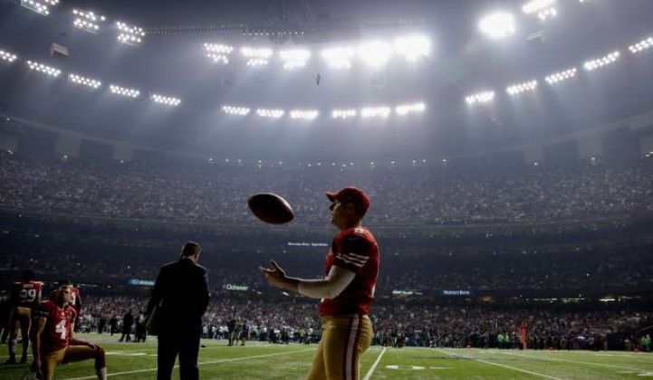 Guest Analysis: Super Bowl Power Outage Shines a Bad Light on HID Lighting