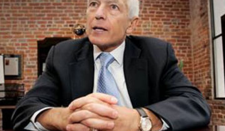 Wesley Clark Calls for 'Long-Term Fight' for Renewables